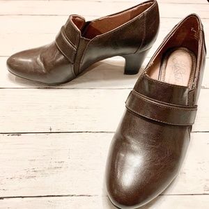 Life Stride Women's Brown Pumps